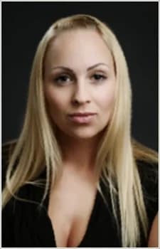 Bäcker, Manuela