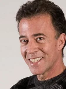 Vizarro, Ângelo