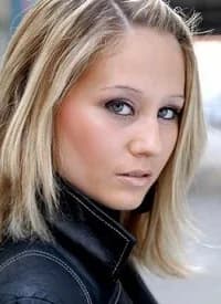 Markiefka, Angelina