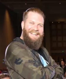 Petersdorf, Josh