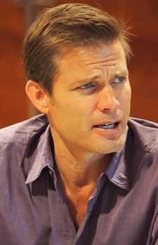 Van Dien, Casper