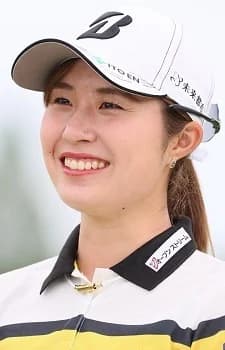 Oosato, Momoko