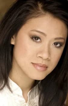 Hoang, Junie