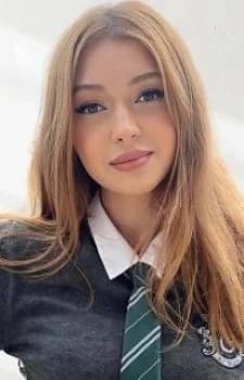 Grabi, Farrah