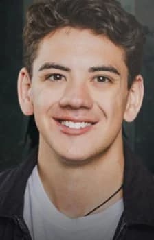 Muñiz, Jadon