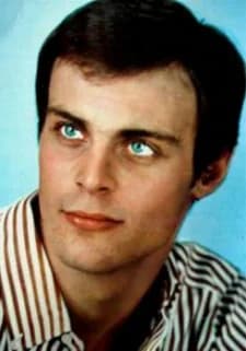 Marshall, Mike